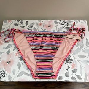 Victoria’s Secret Swim Bottom - Size: Medium